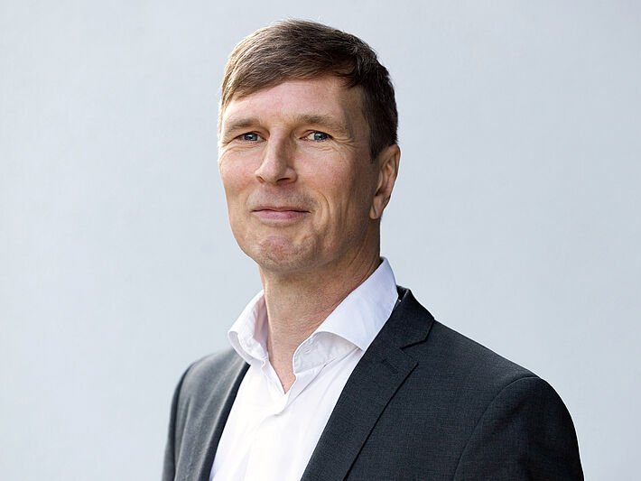 Portraitfoto von Sebastian Lechler
