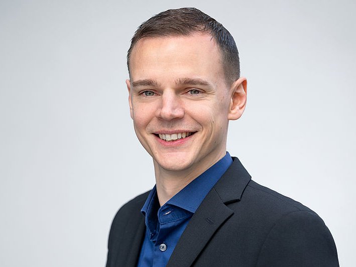 Portraitfoto von Nik Fliegner