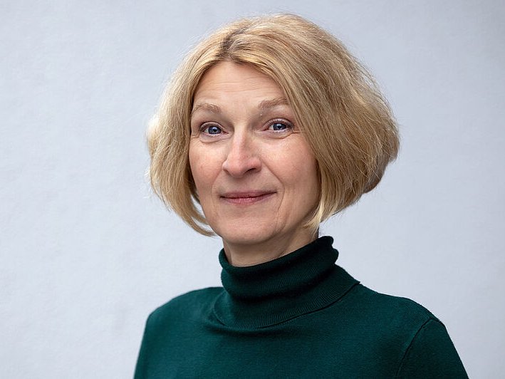 Portraitfoto von Hedi Klimke