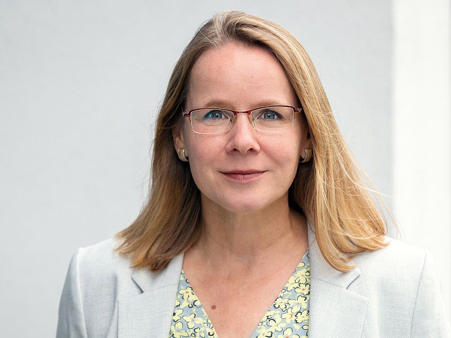 Portraitfoto von Cornelia Uschtrin