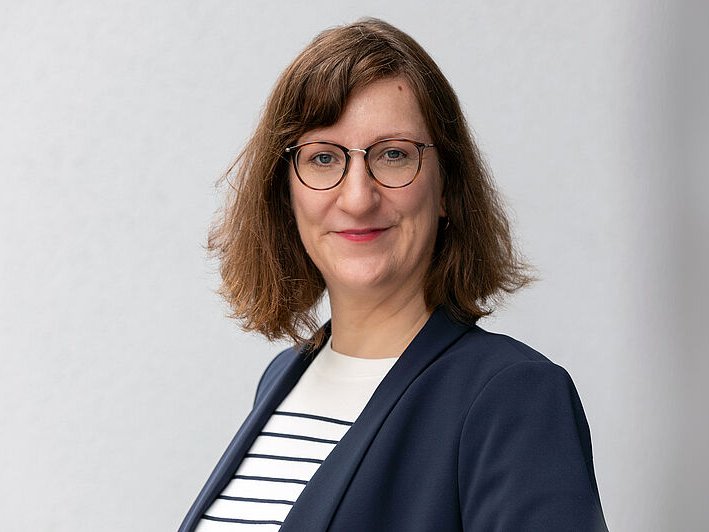 Portraitfoto von Christiane Nönnig
