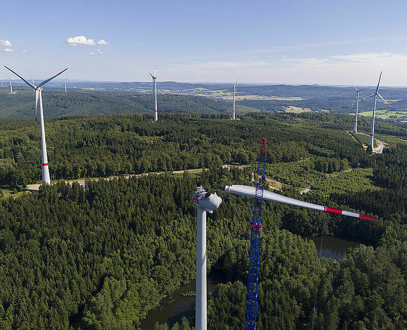 Windkraftanlagen im hessischen Stiftswald