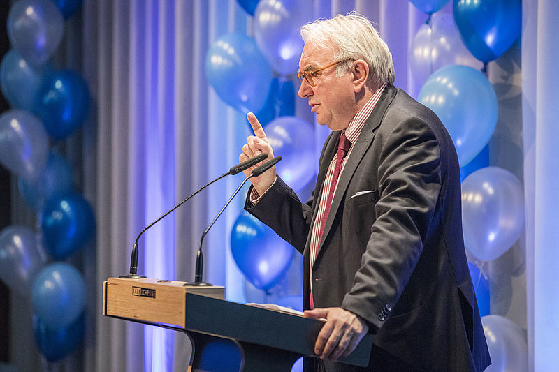 Uwe Beckmeyer, Parlamentarischer Staatssekretär bei der Bundesministerin für Wirtschaft und Energie © BWE/Silke Reents Uwe Beckmeyer, Parlamentarischer Staatssekretär bei der Bundesministerin für Wirtschaft und Energie © BWE/Silke Reents