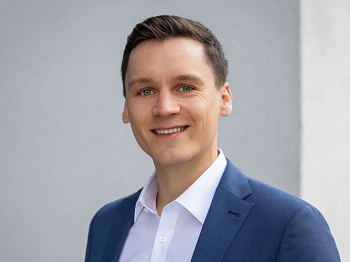 Portraitfoto von Tristan Stengel