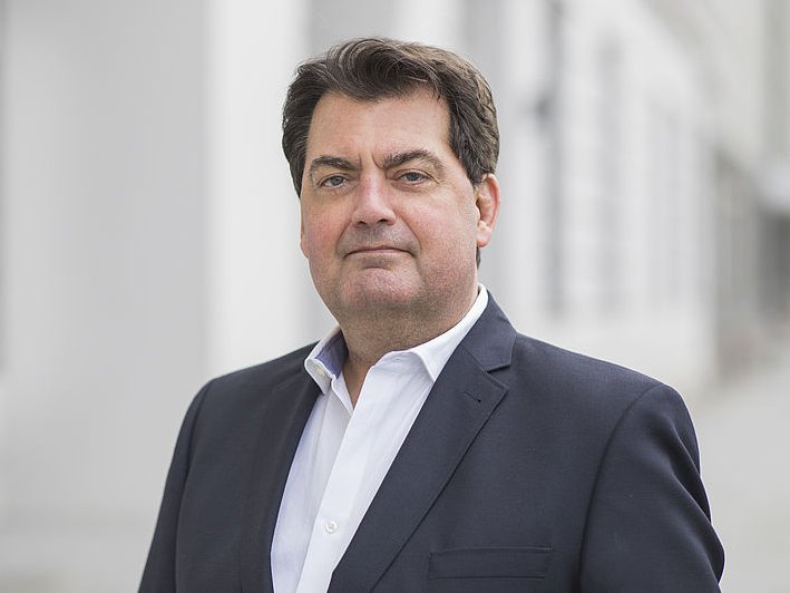 Portraitfoto von Klaus Barkeling