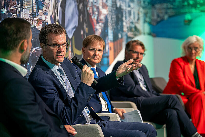 Panel auf Energy Transition Stage Panel auf Energy Transition Stage