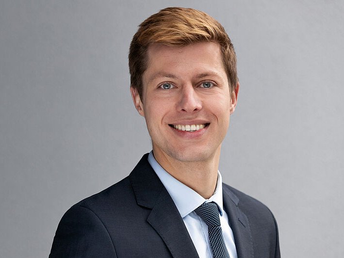 Portraitfoto von Moritz Roehrs