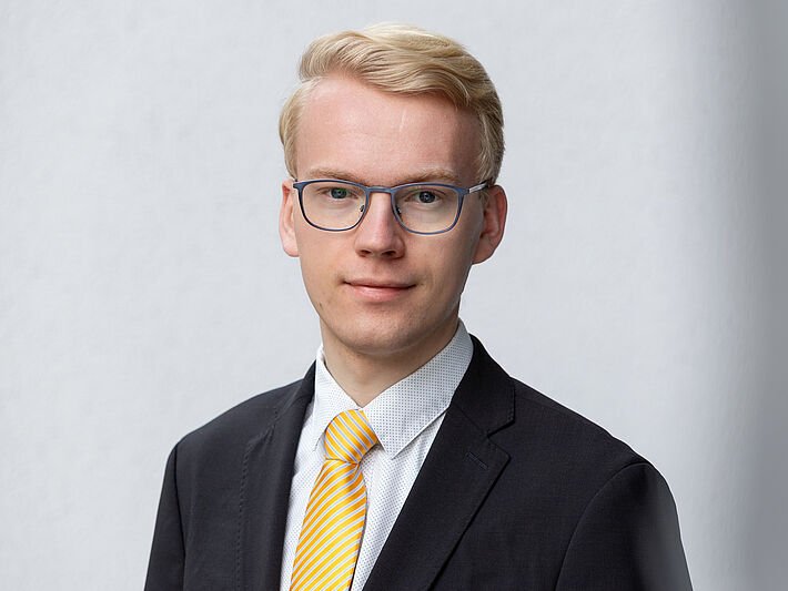 Portraitfoto von Konrad Klamann