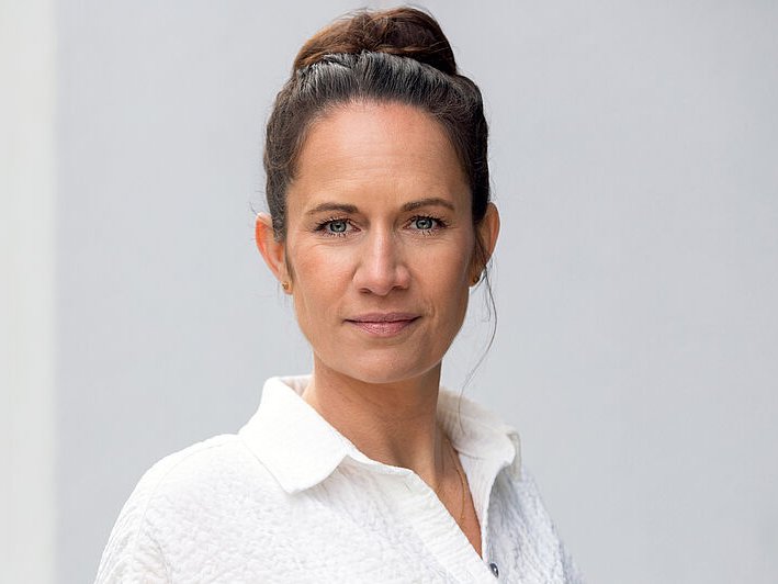 Portraitfoto von Denise Ahrendt