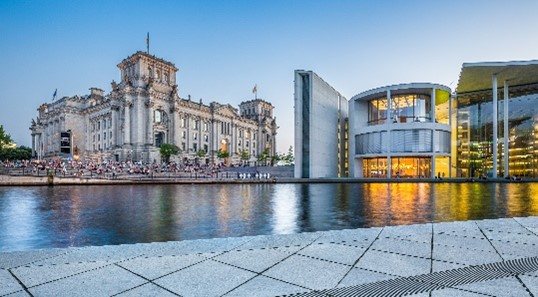 Bundestagsgebäude in Berlin Bundestagsgebäude in Berlin