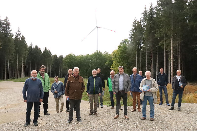 RV Suedwuerttemberg besichtigt Anlage im Windpark Saulgau im Vorfeld der Mitgliederversammlung 2020.