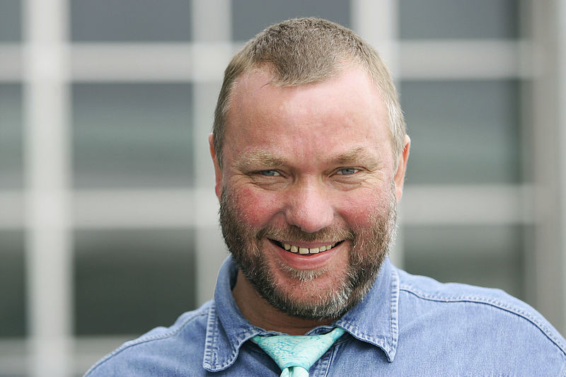 Portraitfoto von Laurenz Brackmann
