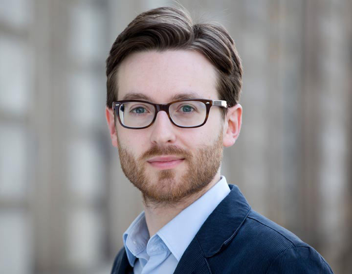Portraitfoto von Tim Altegör